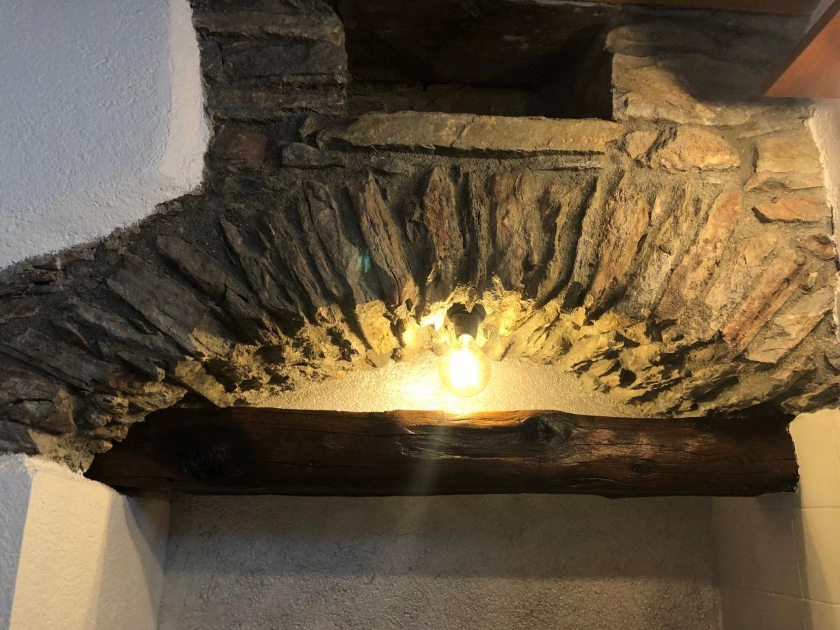 La Chambre Des Reves Aosta Luaran gambar