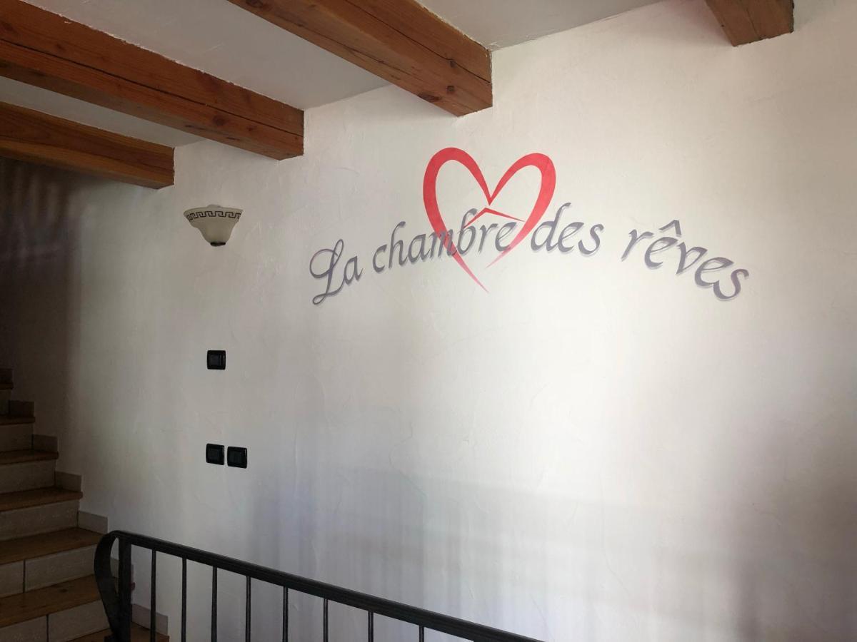 La Chambre Des Reves Aosta Luaran gambar