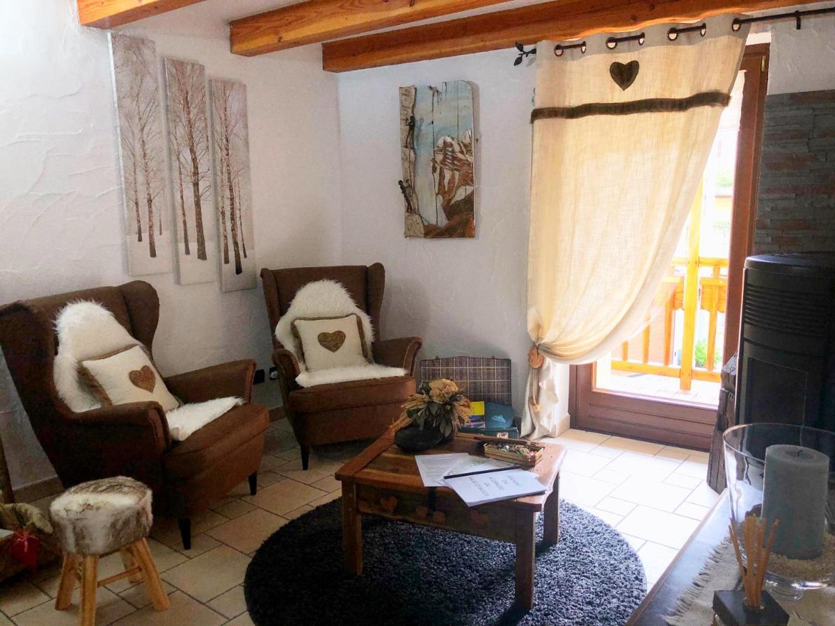 La Chambre Des Reves Aosta Luaran gambar
