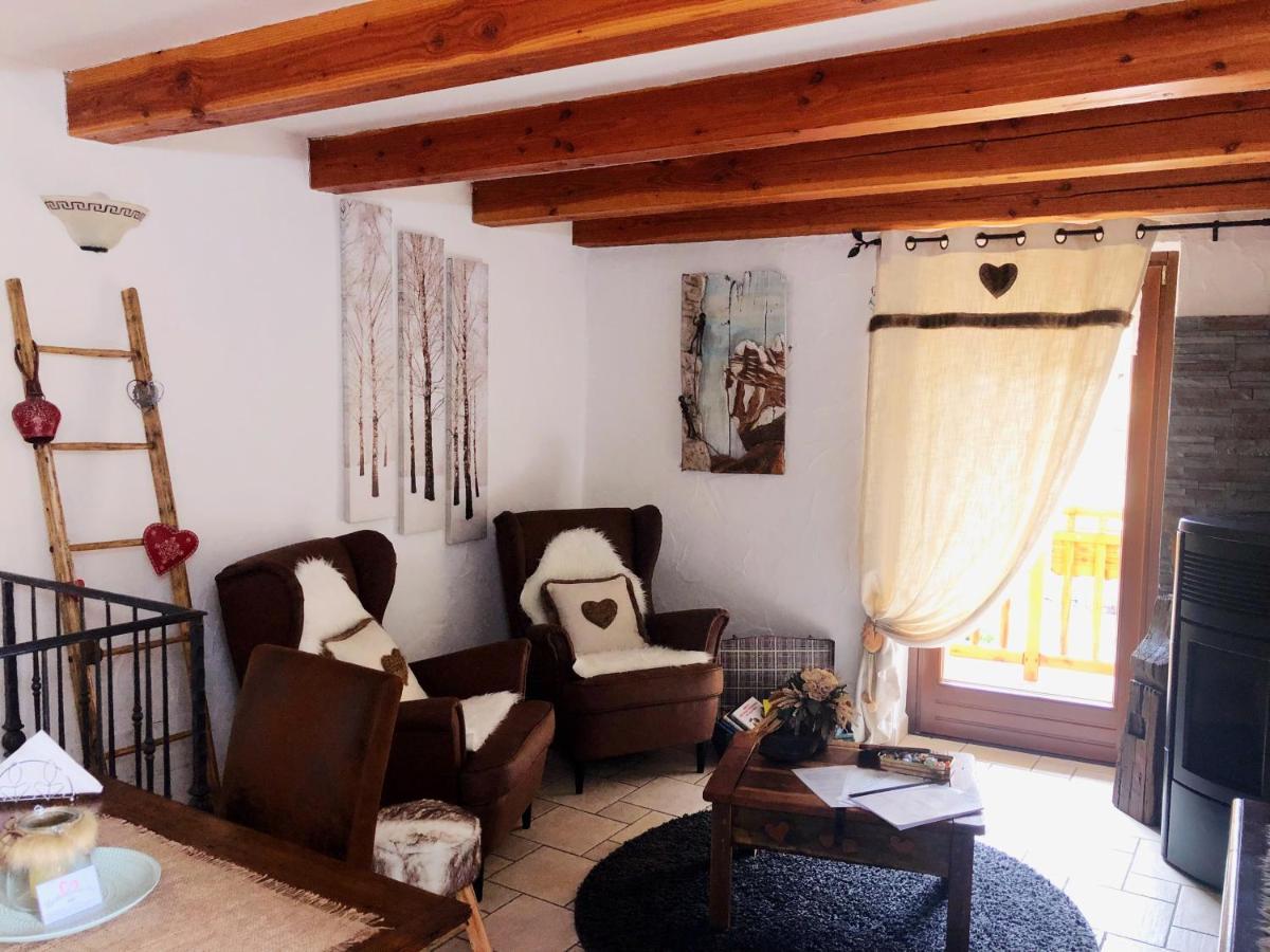 La Chambre Des Reves Aosta Luaran gambar