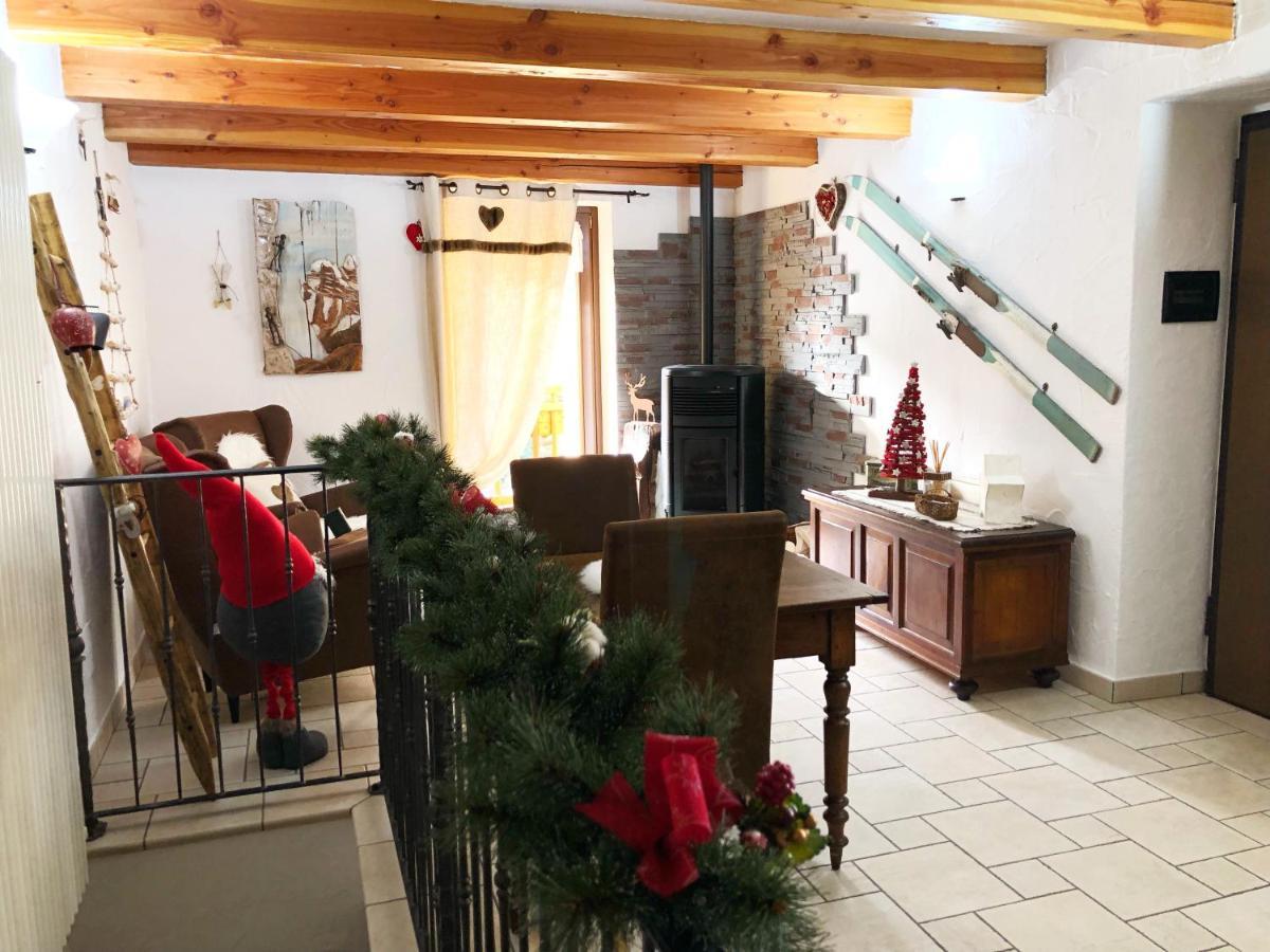 La Chambre Des Reves Aosta Luaran gambar